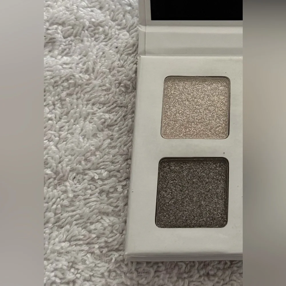 BH Cosmetics Iceland Quad Brand new with plastic still attached. No Box. - Picture 5 of 8